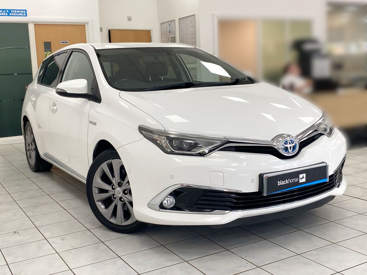 2016 TOYOTA AURIS
